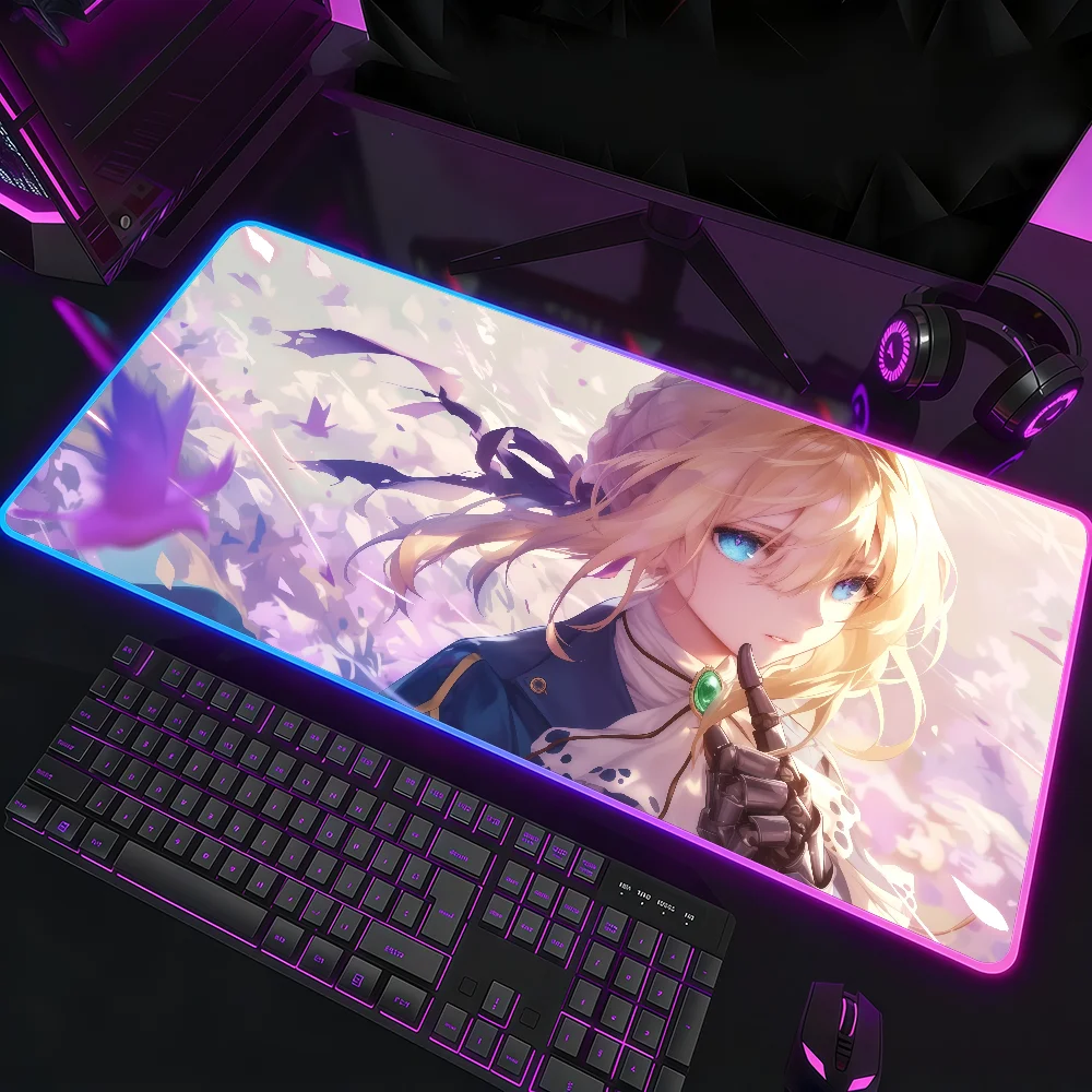 Violet Evergarden Violet Character Bassic RGB LED Mouse Pad