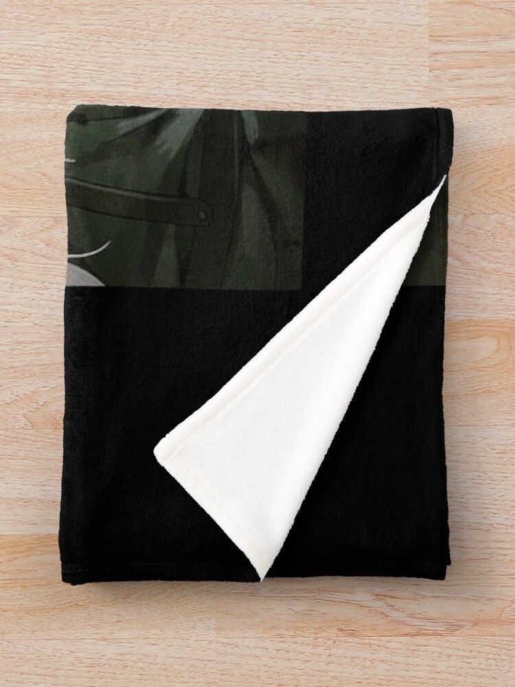 Violet Evergarden And Gilbert Retro Design Throw Blanket - Image 2